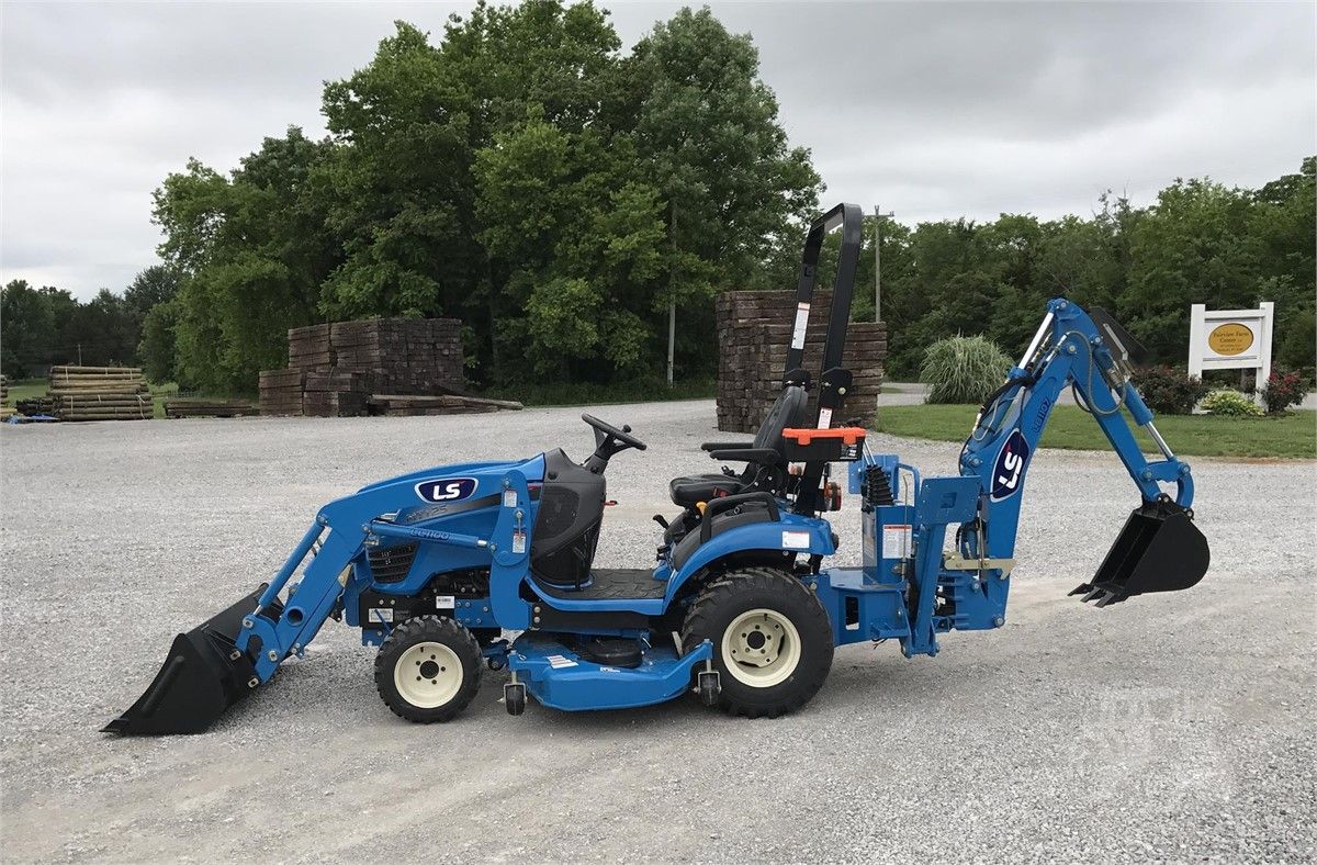 Tractor LS model MT1.25, 25 CP, tractiune 4x4
