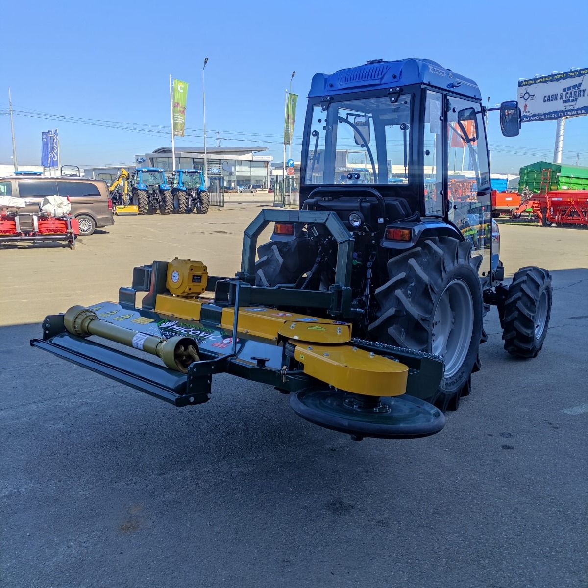 Tractor LS, inmatriculat, R60-GEAR-CAB cu cabina, 57 CP